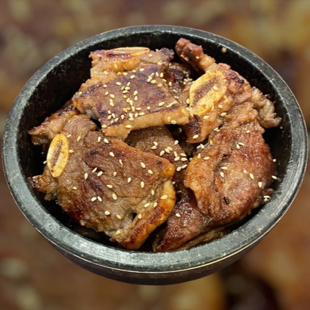 LA Galbi Dolsot.